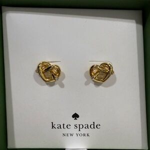 NWT Kate Spade Love Me Knot Earrings in Gold